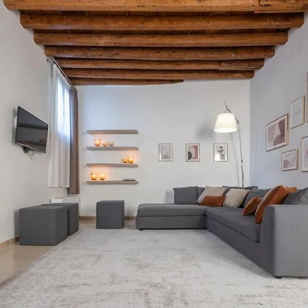 Lion Palace - San Marco R&r Appartement *