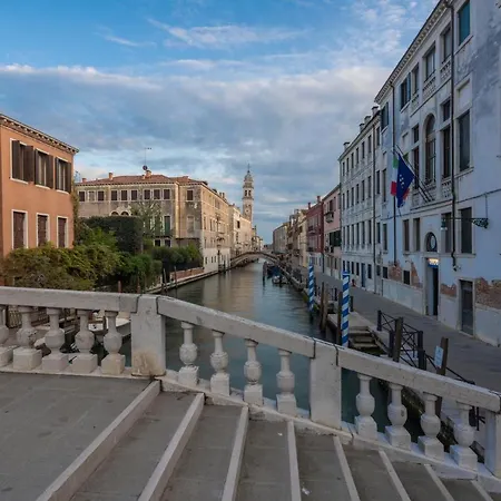Lion Palace - San Marco R&r * Venetië