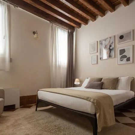 Lion Palace - San Marco R&r Appartement
