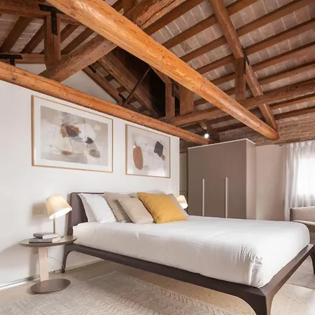Appartement Lion Palace - San Marco R&r