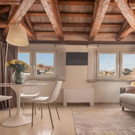 Lion Palace - San Marco R&r Appartement *
