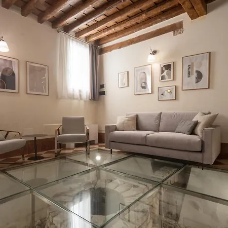 Appartement Lion Palace - San Marco R&r *