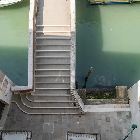Apartment Lion Palace - San Marco R&r Venice
