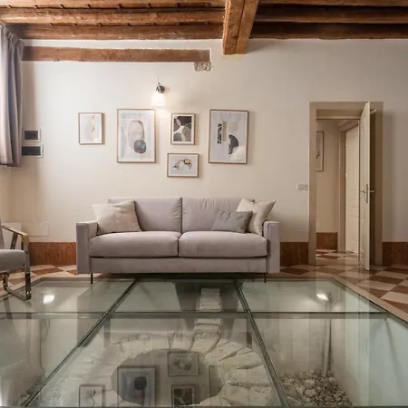 Lion Palace - San Marco R&r * Venedik