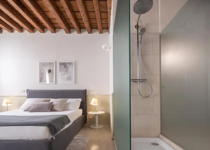 Apartment Lion Palace - San Marco R&r *