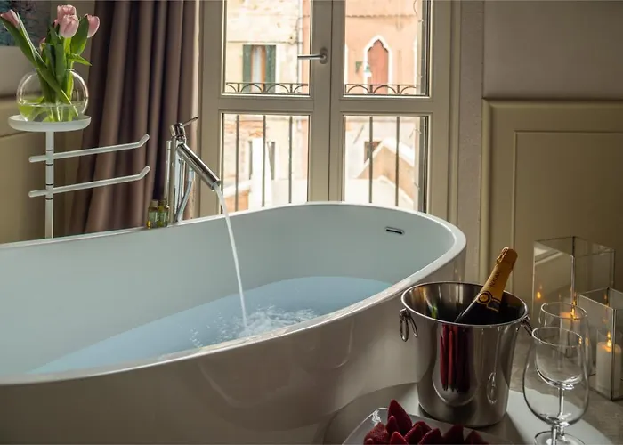 Lion Palace - San Marco R&r Venice