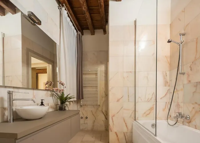 Lion Palace - San Marco R&r Apartment