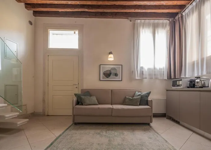 Lion Palace - San Marco R&r *