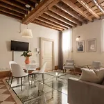 Lion Palace - San Marco R&r شقة البندقية