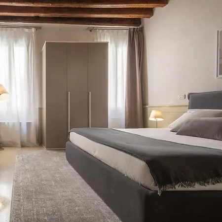 Apartamento Lion Palace - San Marco R&r